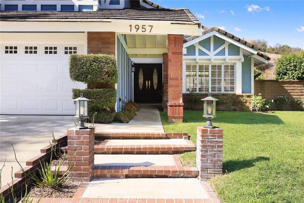 Home at 1957 Avenida Monte Vista, San Dimas — photo 3 of 12