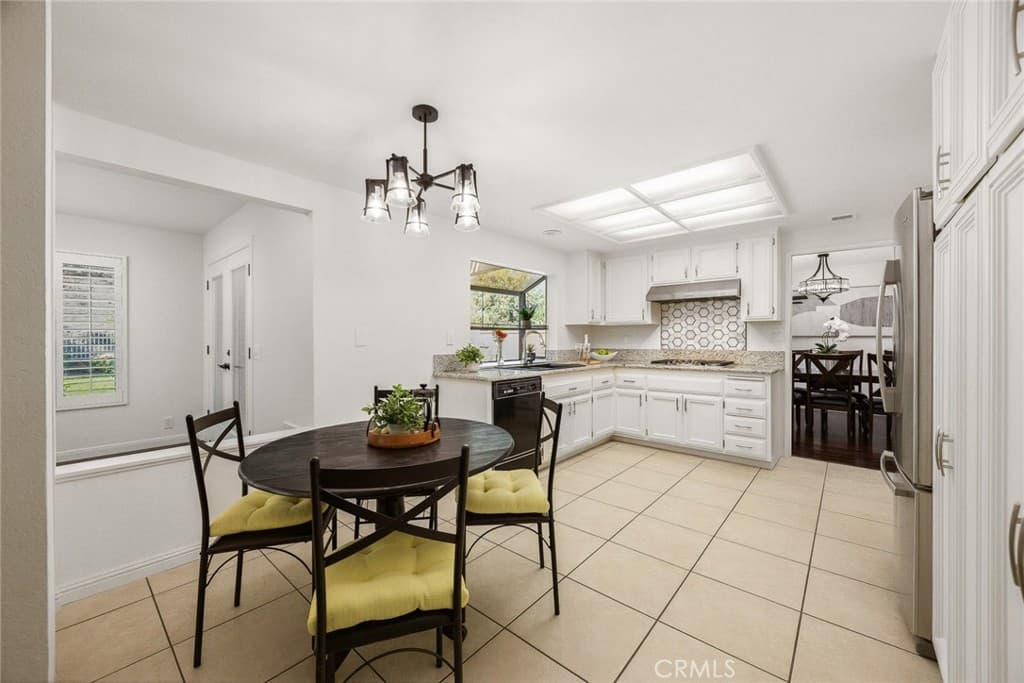 Home at 1957 Avenida Monte Vista, San Dimas — photo 8 of 12