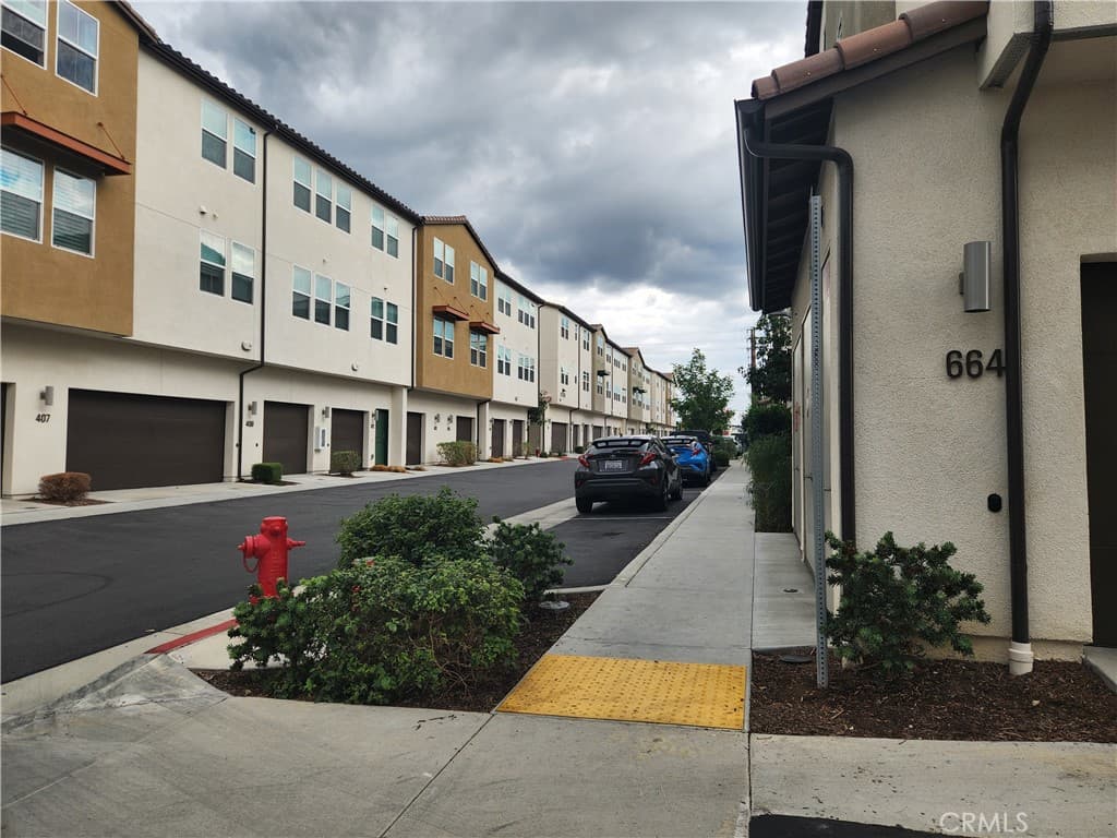 Condo at 662 Lemon Lane, Covina — photo 1 of 3