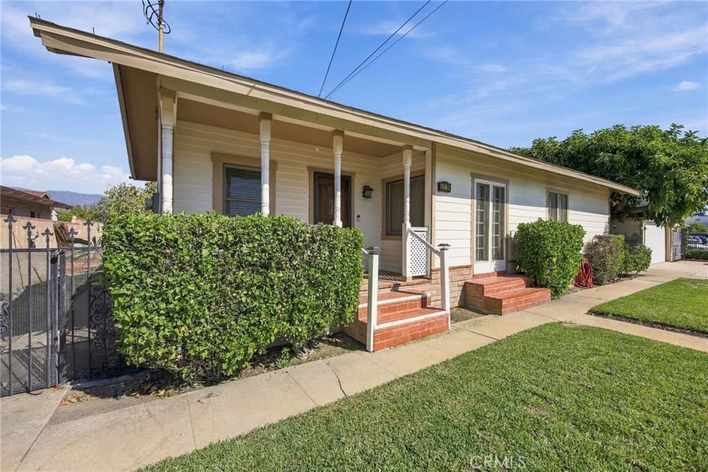 Home at 511 W Paramount, Azusa — photo 12 of 12