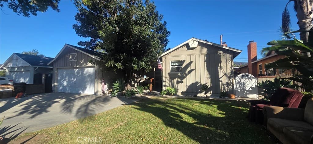 Home at 449 E Mauna Loa, Glendora — photo 1 of 8