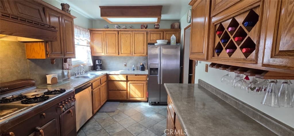 Home at 449 E Mauna Loa, Glendora — photo 5 of 8