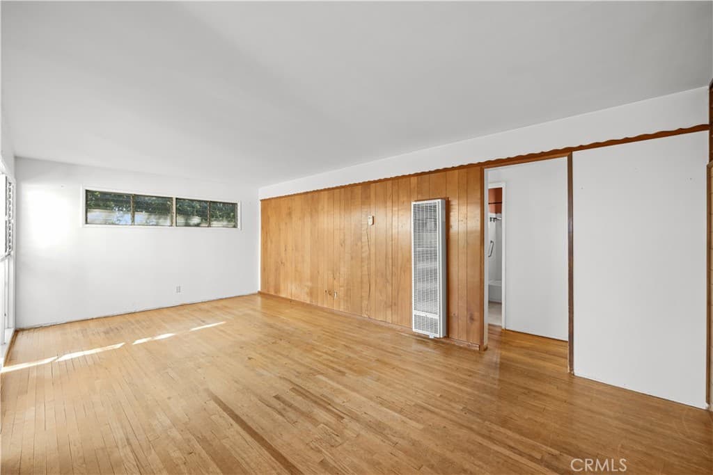 Home at 643 E Foothill Boulevard, Glendora — photo 4 of 12