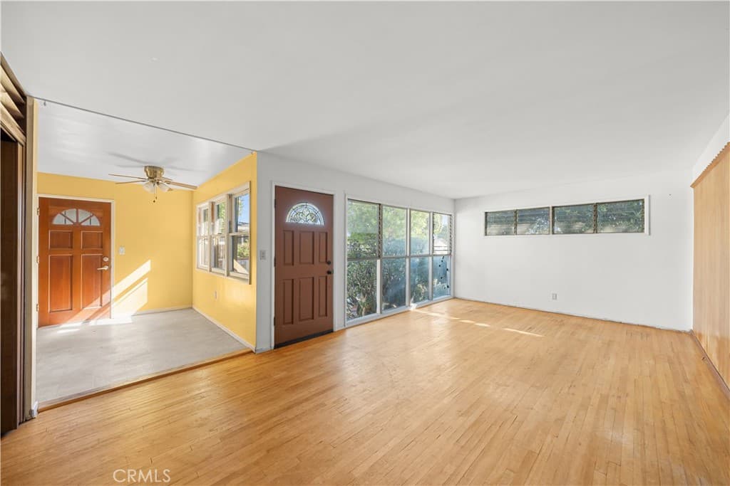Home at 643 E Foothill Boulevard, Glendora — photo 6 of 12