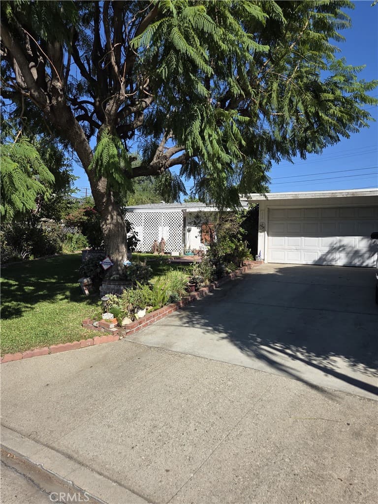 Home at 236 N Viceroy, Azusa — photo 3 of 3