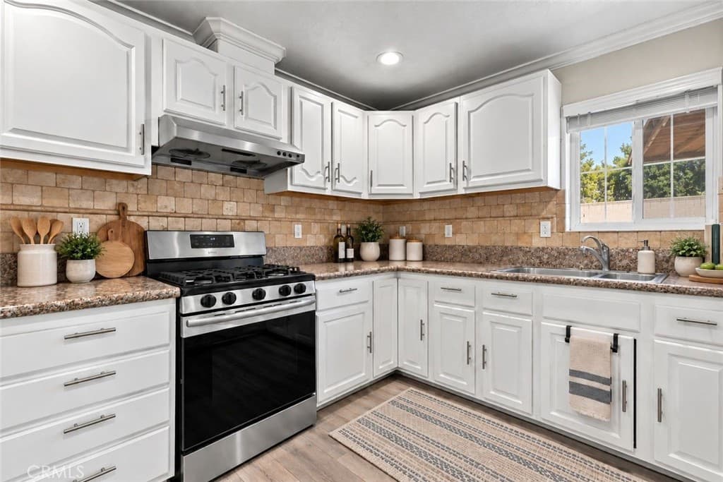 Home at 2478 Lovejoy Street, Pomona — photo 11 of 12