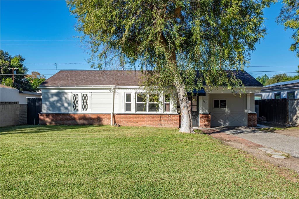Home at 433 S Grand, Glendora — photo 1 of 12