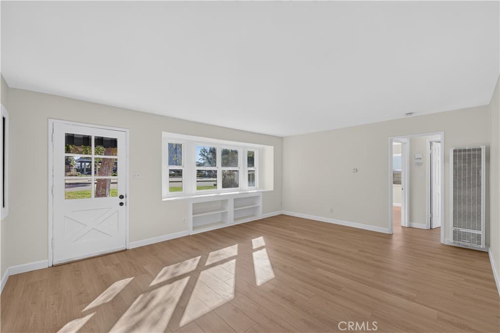 Home at 433 S Grand, Glendora — photo 11 of 12