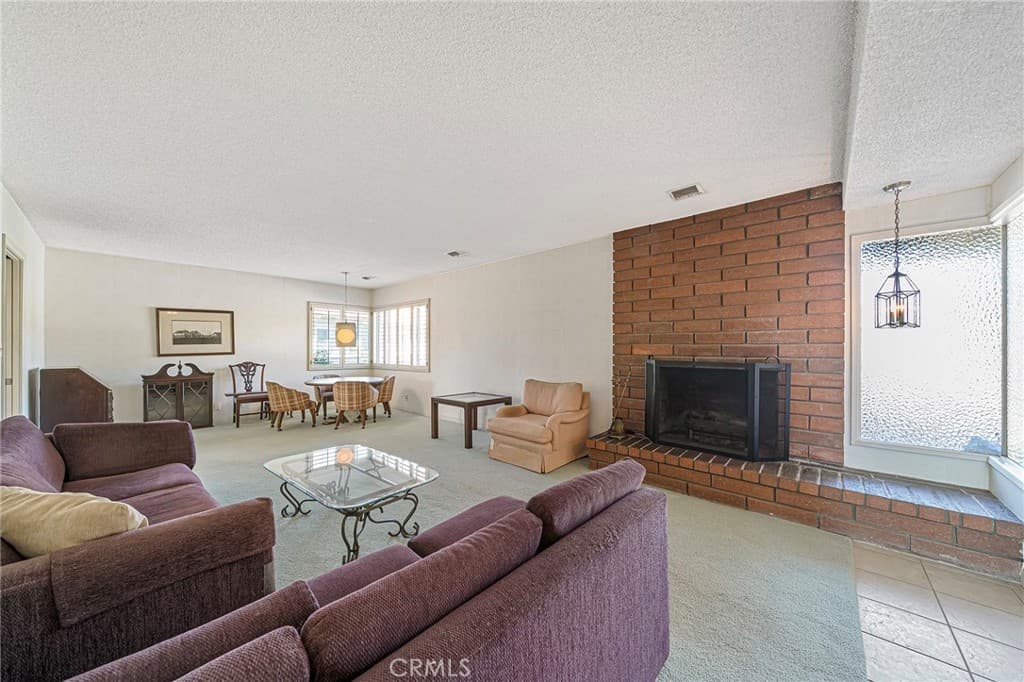 Home at 1408 E Leadora Avenue, Glendora — photo 4 of 12
