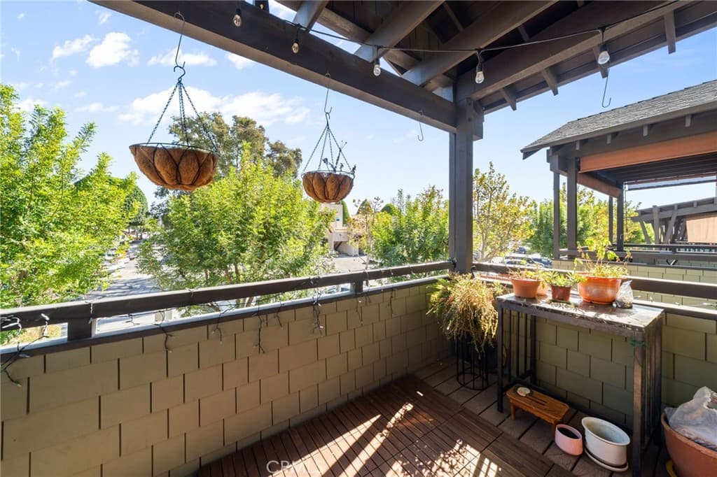 Condo at 148 N Vermont Avenue Apt B, Glendora — photo 12 of 12