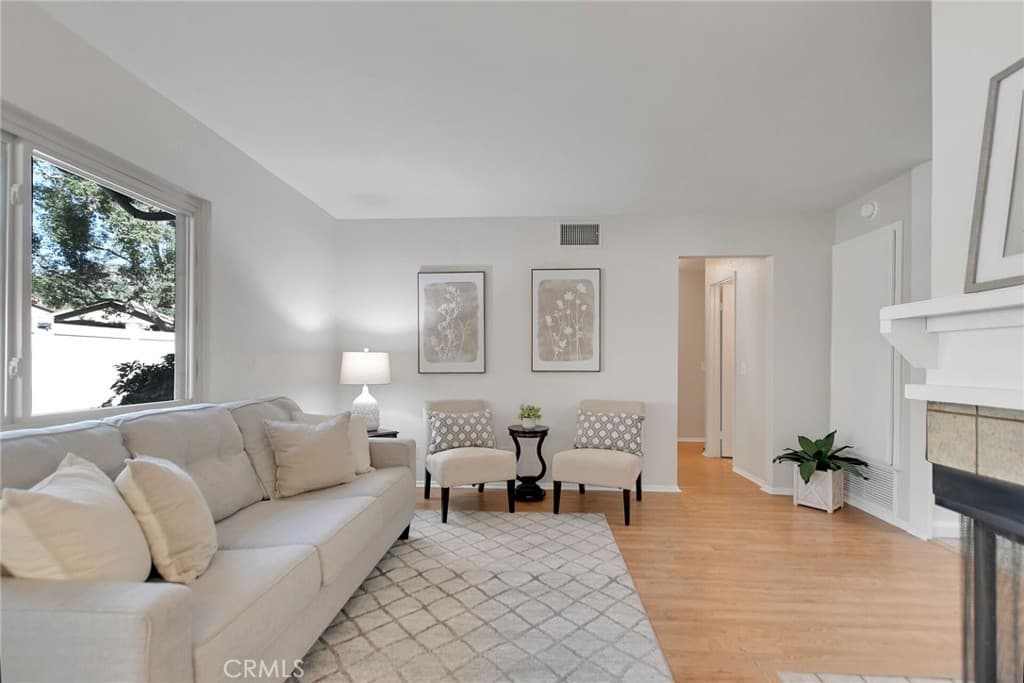 Condo at 655 W Point O Woods, Azusa — photo 11 of 12