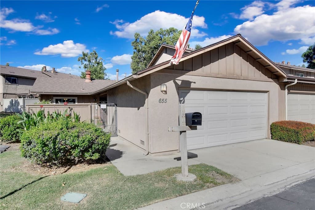 Condo at 655 W Point O Woods, Azusa — photo 4 of 12