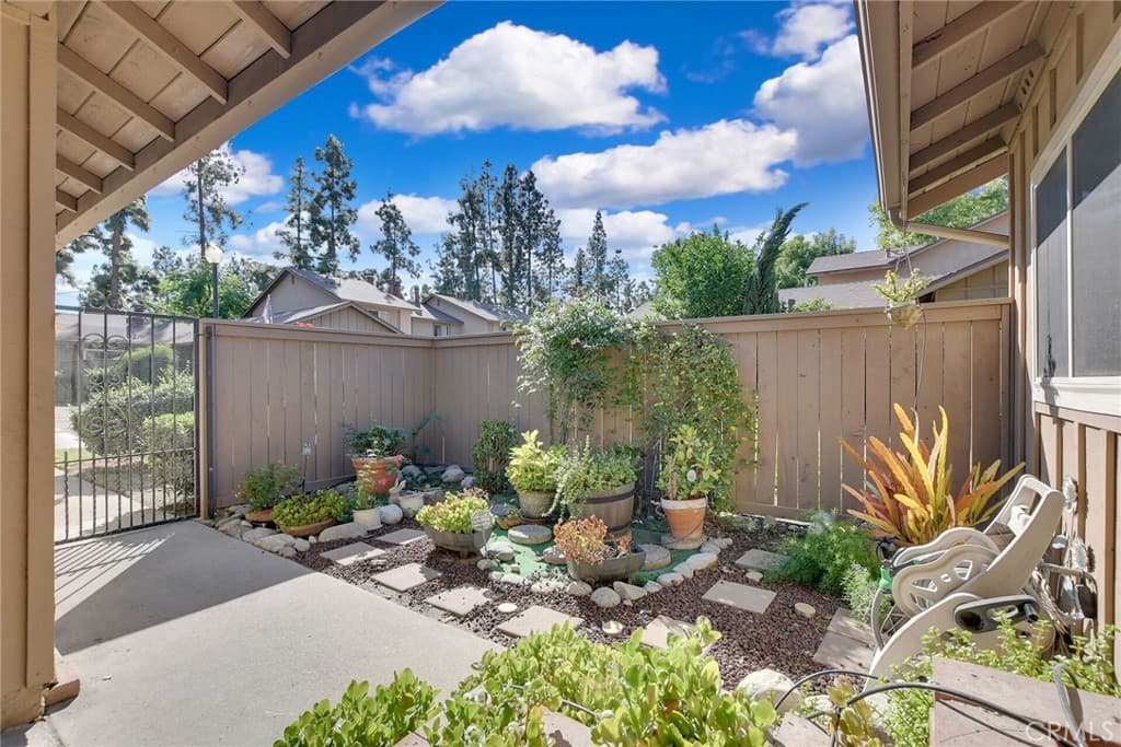 Condo at 655 W Point O Woods, Azusa — photo 7 of 12