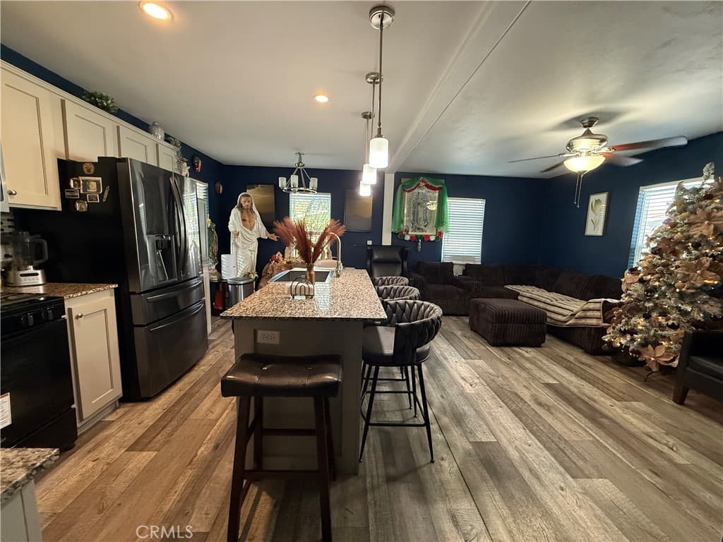 Home at 12700 Elliott Avenue 10, El Monte — photo 6 of 12