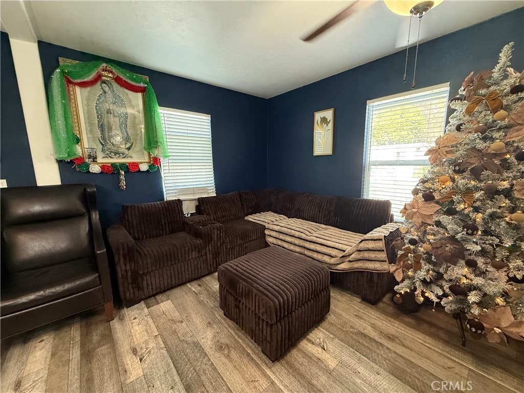 Home at 12700 Elliott Avenue 10, El Monte — photo 7 of 12