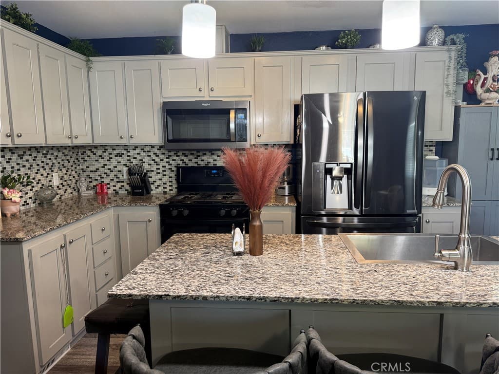 Home at 12700 Elliott Avenue 10, El Monte — photo 9 of 12