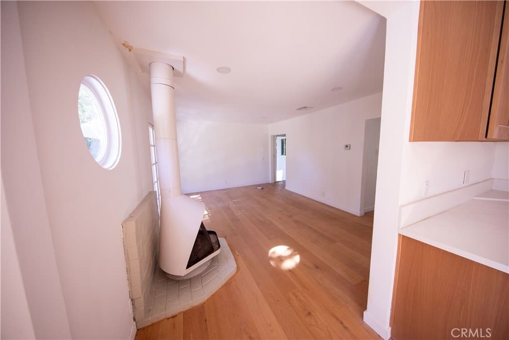 Home at 785 Skyland, Sierra Madre — photo 3 of 9