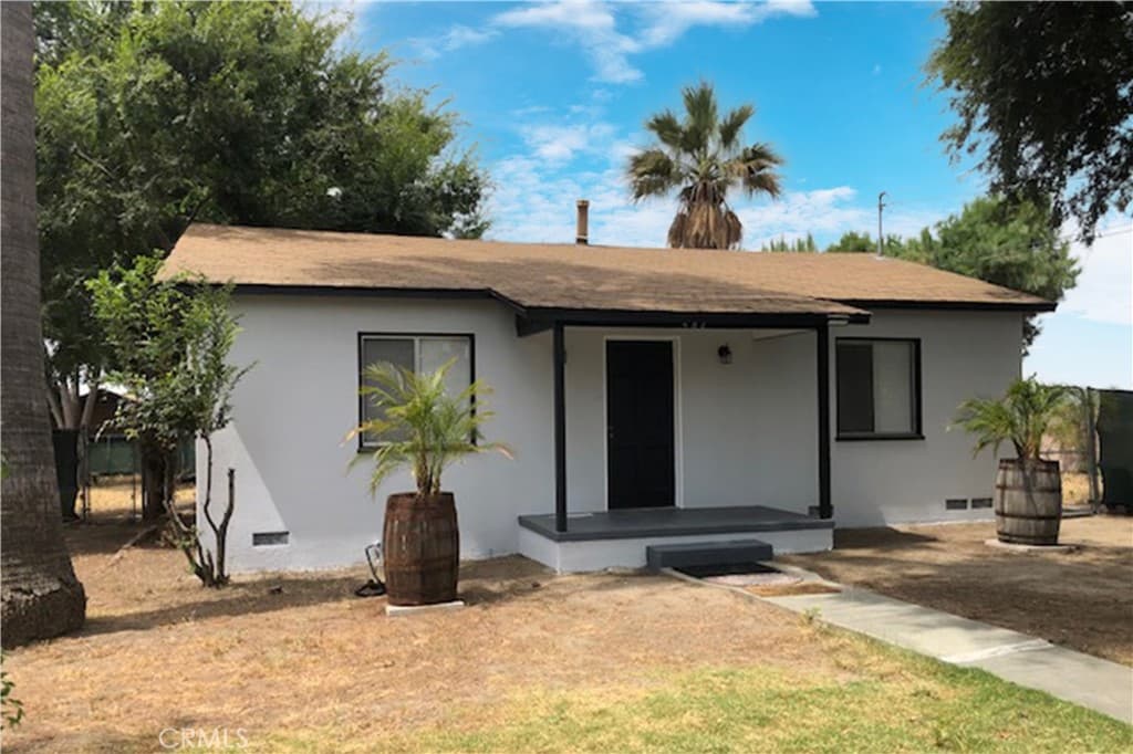 Home at 452 Warren, Pomona — photo 1 of 1