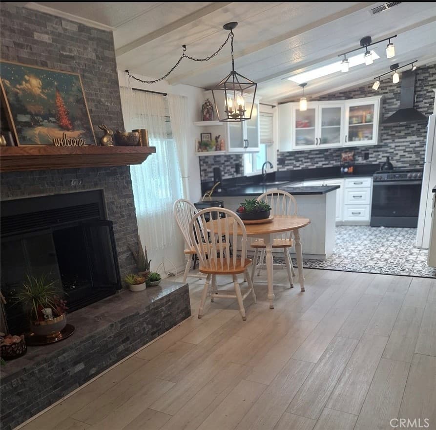 Home at 21217 Washington Avenue 28, Walnut — photo 11 of 12