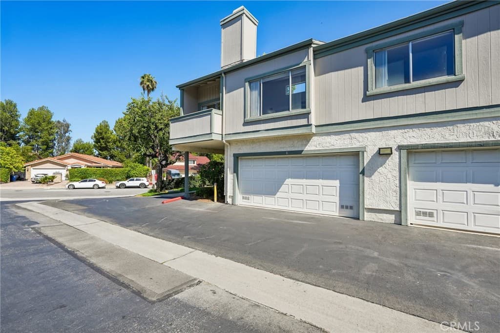 Condo at 1100 Cleghorn e, Diamond Bar — photo 4 of 12