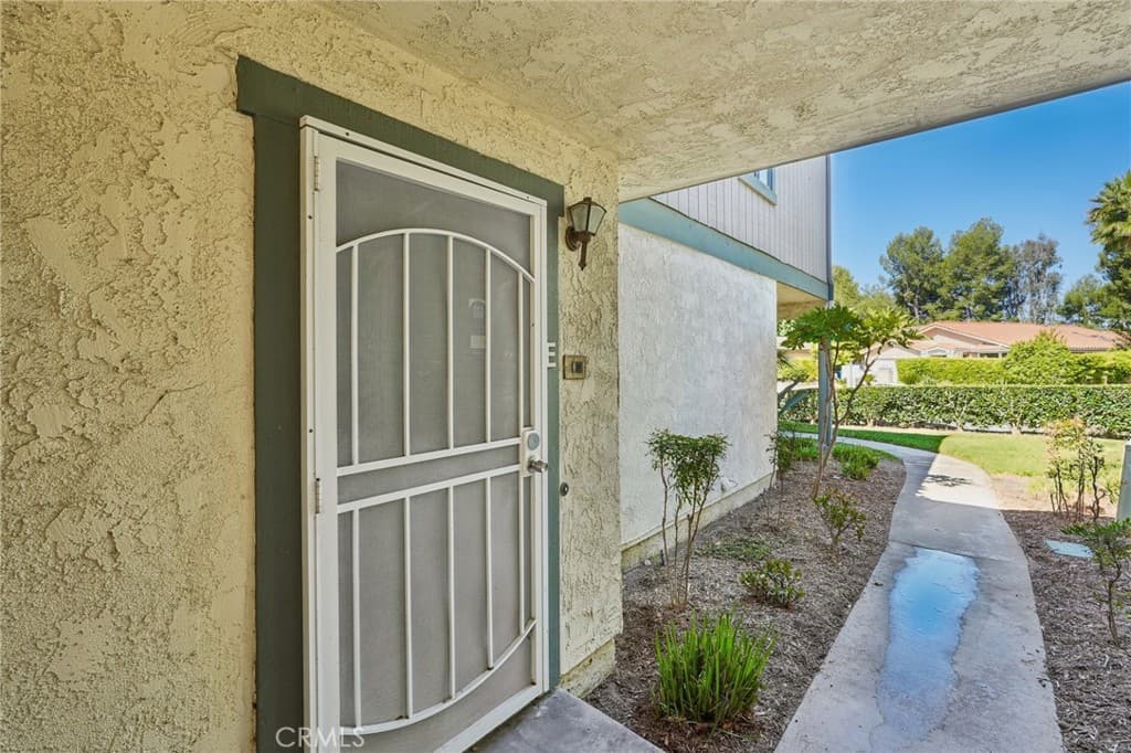 Condo at 1100 Cleghorn e, Diamond Bar — photo 5 of 12