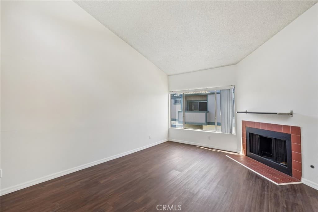 Condo at 1100 Cleghorn e, Diamond Bar — photo 9 of 12