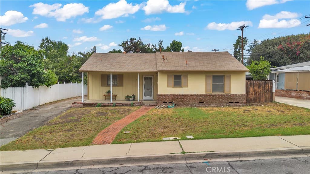 Home at 311 Saint Bonaventure St, Claremont — photo 1 of 12