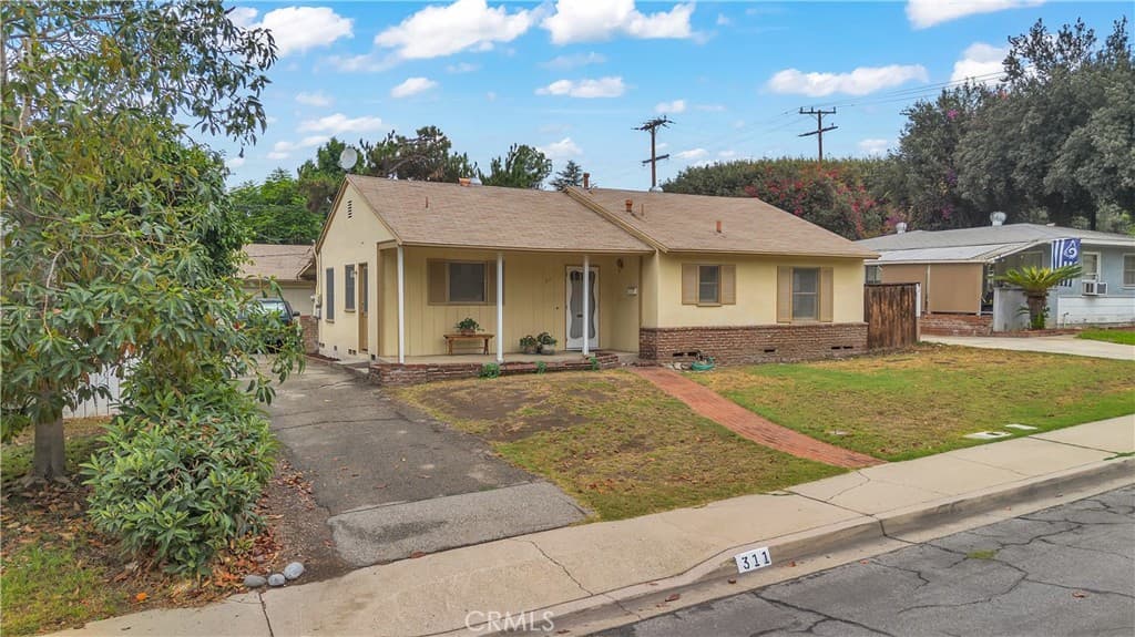 Home at 311 Saint Bonaventure St, Claremont — photo 2 of 12