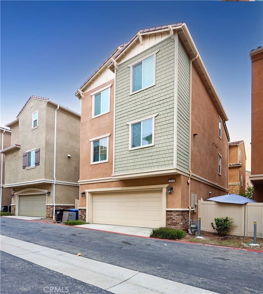 Home at 2878 Foxtail, Pomona — photo 4 of 12