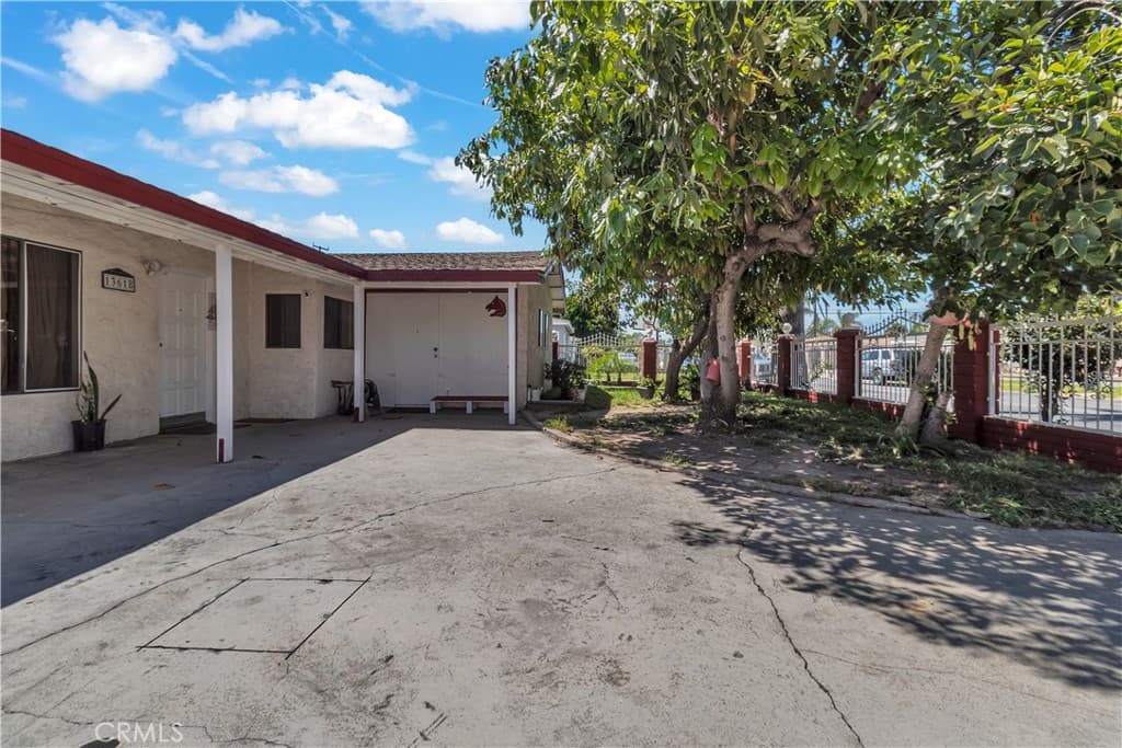 Home at 13618 Las Vecinas Dr, La Puente — photo 4 of 12