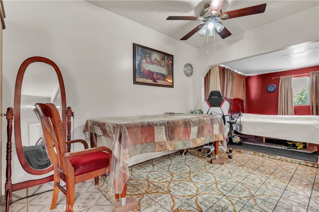 Home at 13618 Las Vecinas Dr, La Puente — photo 10 of 12