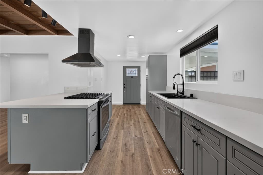 Home at 17015 E Benbow Street, Covina — photo 3 of 12