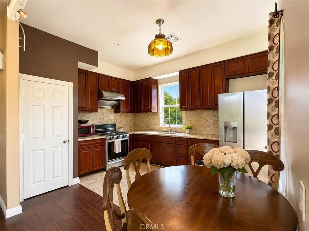 Home at 18037 La Puente, La Puente — photo 4 of 12
