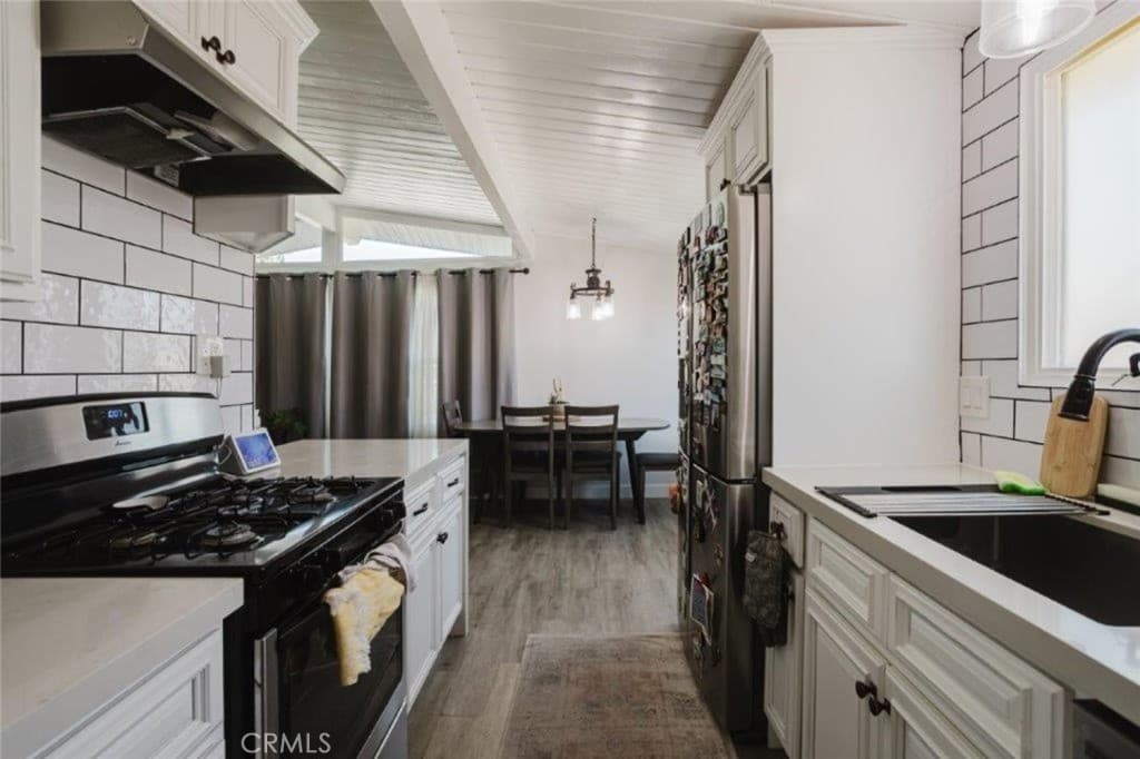 Home at 5220 N Vogue Avenue, Azusa — photo 11 of 12