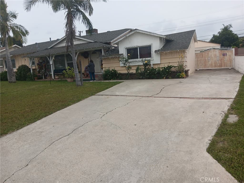 Home at 16240 Klamath, La Puente — photo 2 of 6