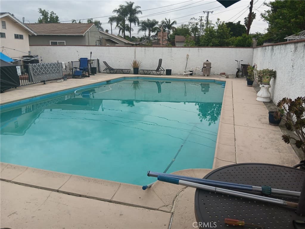 Home at 16240 Klamath, La Puente — photo 4 of 6