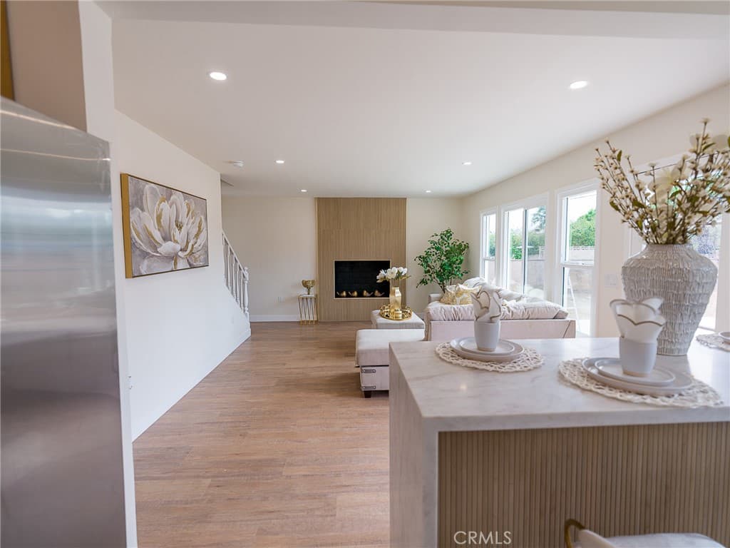 Home at 613 N Garsden Avenue, Covina — photo 6 of 12