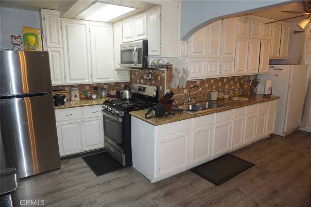 Home at 13647 Prichard, La Puente — photo 10 of 12
