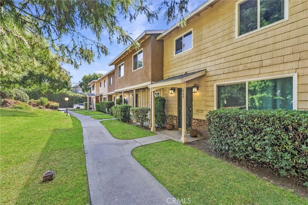 Condo at 669 E Matchwood Place, Azusa — photo 2 of 12