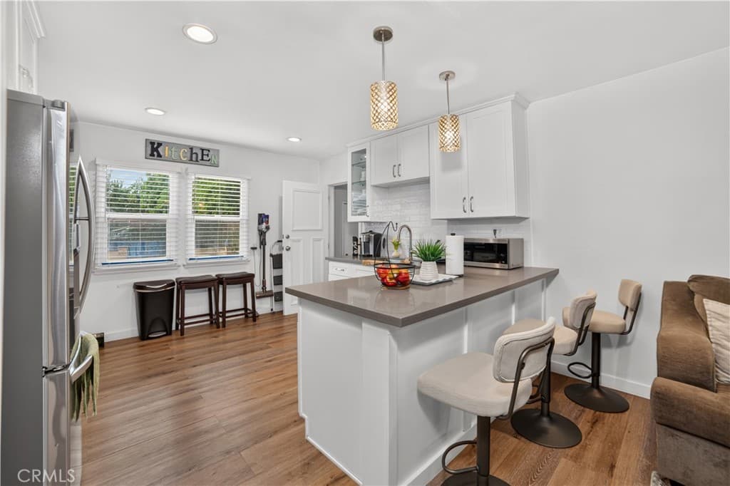 Home at 2103 Wesleygrove Avenue, Duarte — photo 11 of 12