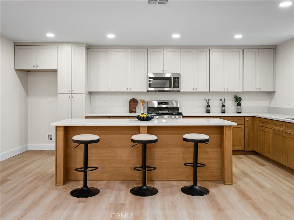 Home at 1125 E Louisa, West Covina — photo 6 of 12