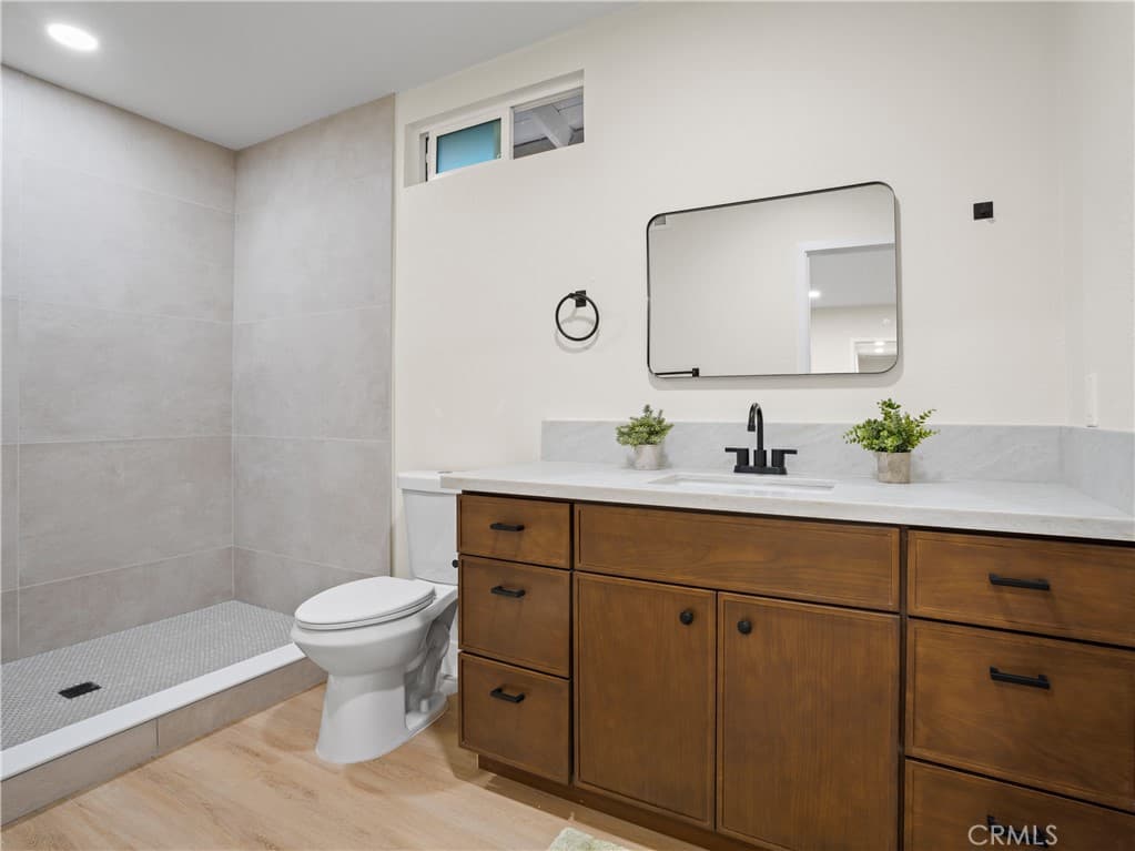 Home at 1125 E Louisa, West Covina — photo 8 of 12