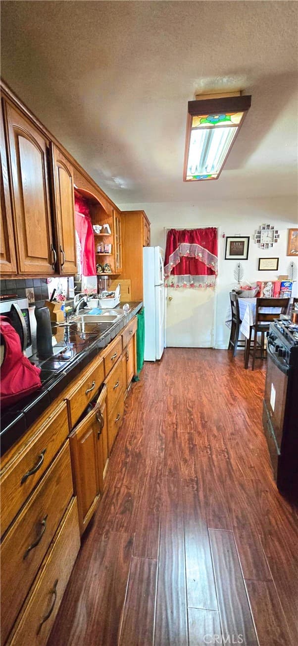 Home at 2370 Marquette Avenue, Pomona — photo 10 of 12
