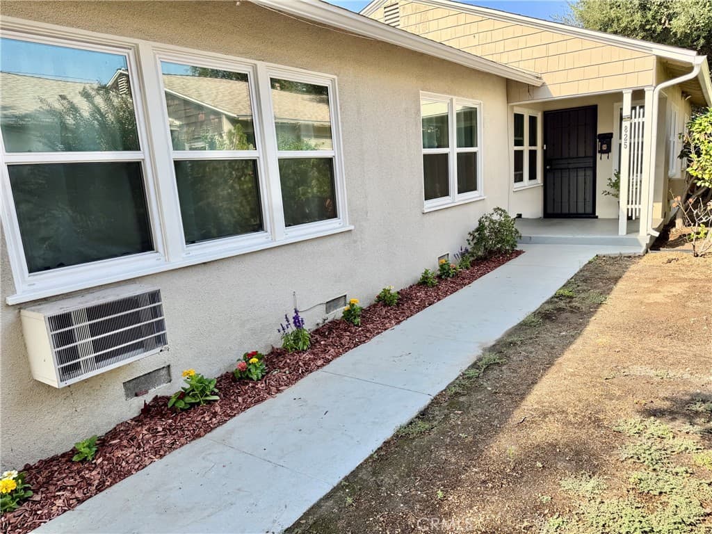 Multi-Family at 823 N Santa Anita, Arcadia — photo 4 of 12