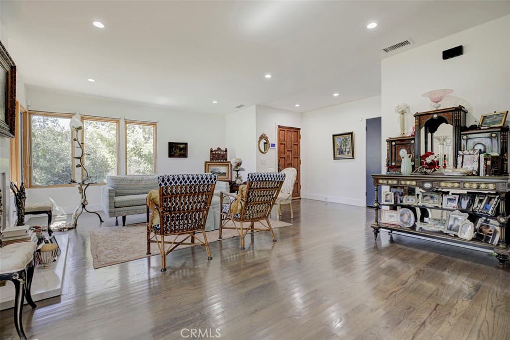 Home at 650 Sierra Meadows, Sierra Madre — photo 11 of 12