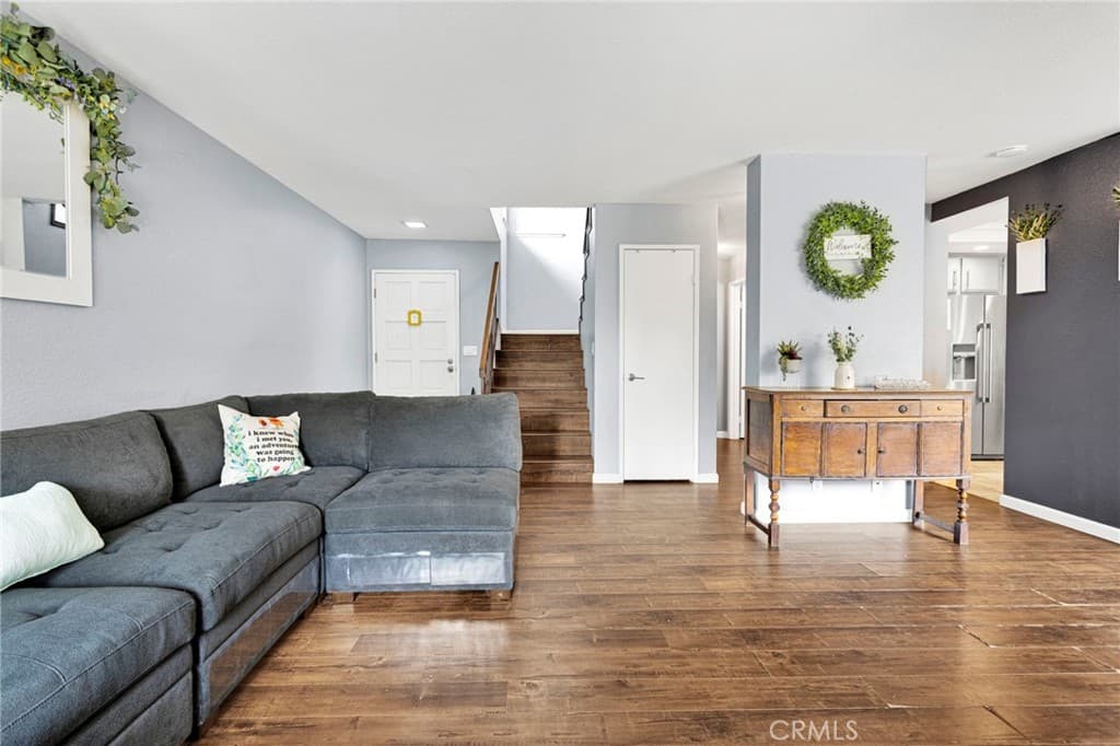 Townhouse at 152 Cedar Creek, San Dimas — photo 12 of 12