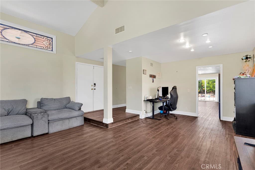 Home at 1087 Baseline Road, La Verne — photo 8 of 12