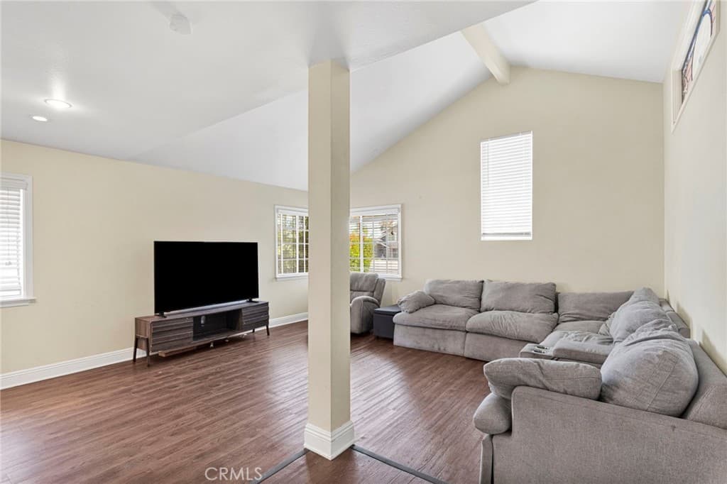 Home at 1087 Baseline Road, La Verne — photo 9 of 12
