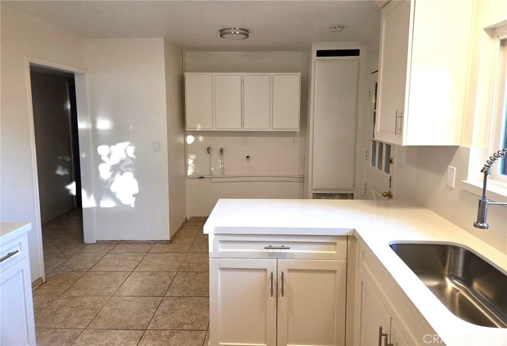 Home at 16060 Las Vecinas Drive, La Puente — photo 8 of 12