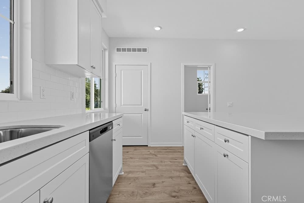 Townhouse at 414 Cypress Grove Lane, Pomona — photo 9 of 12